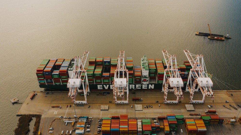 Cranes at the port